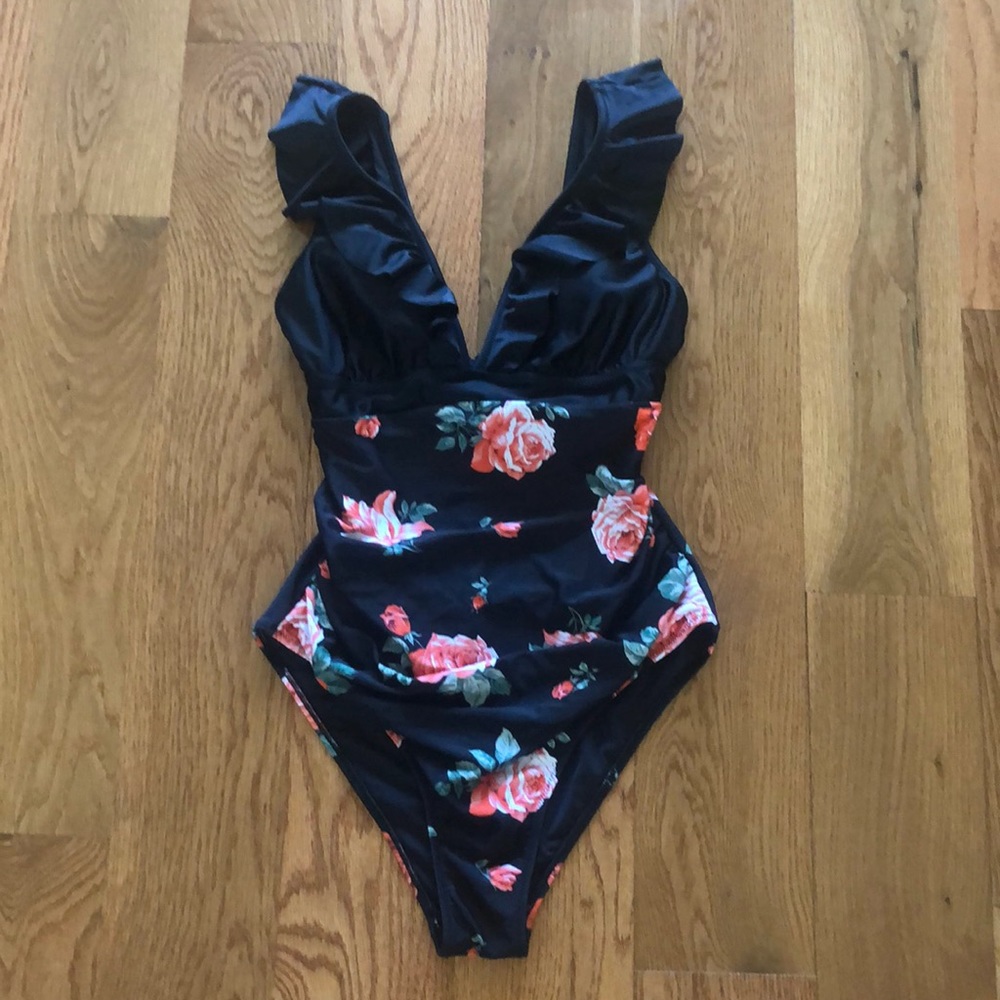 Bathing suit